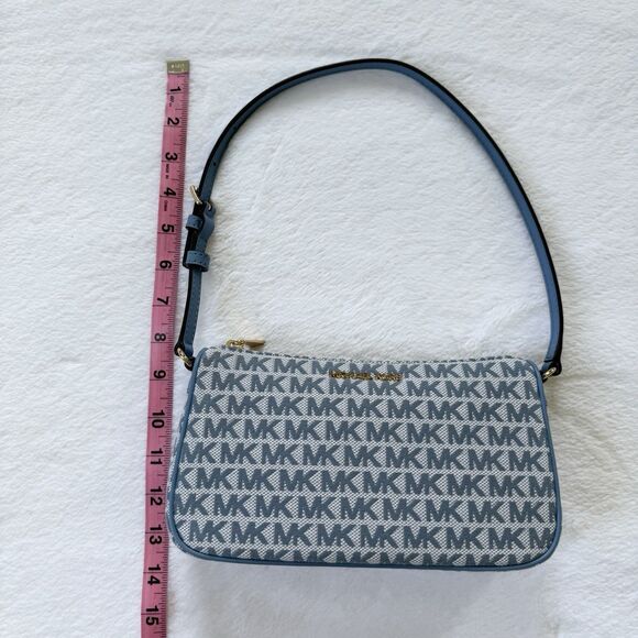 Michael Kors Jet Set Medium Pouchette Monogram Chambray Shoulder Bag Blue - Picture 7 of 9